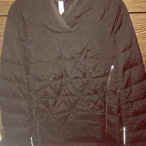 Lululemon black down jacket